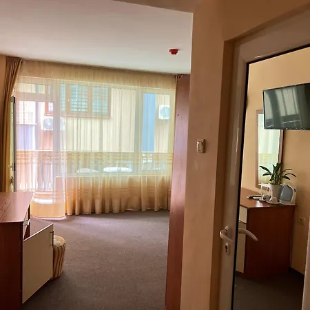 Family House Cherry 3* Nessebar